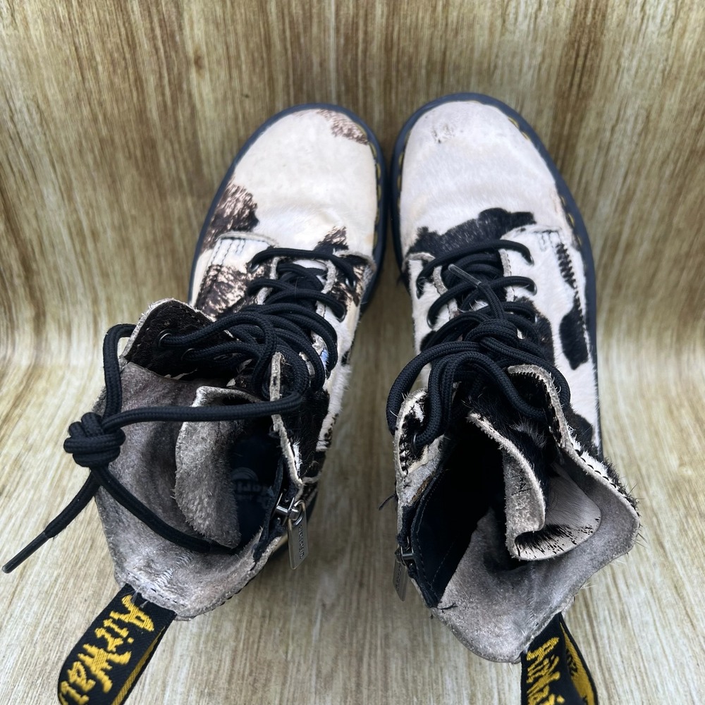 Dr. Martens Jadon Boots Women's Size 6 Cow Print Calf Hair-On Platform Shoes - Picture 6 of 9